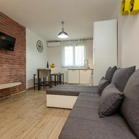 Deluxe Near The Bridge ザダル