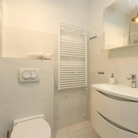 Deluxe Near The Bridge * ザダル