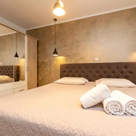 Apartment Deluxe Near The Bridge Zadar