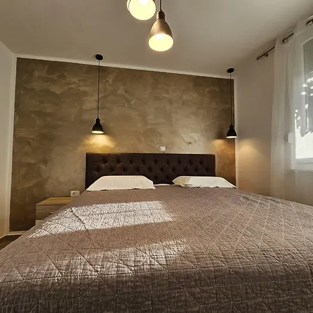 Deluxe Near The Bridge * Zadar