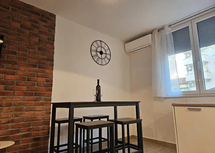 Deluxe Near The Bridge * Zadar