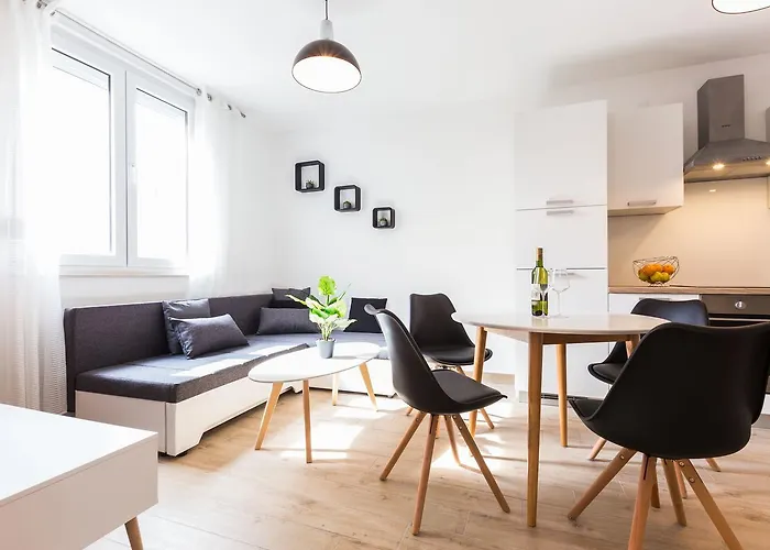 Deluxe Near The Bridge Appartement Zadar