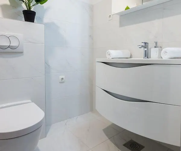 Deluxe Near The Bridge Appartement Zadar